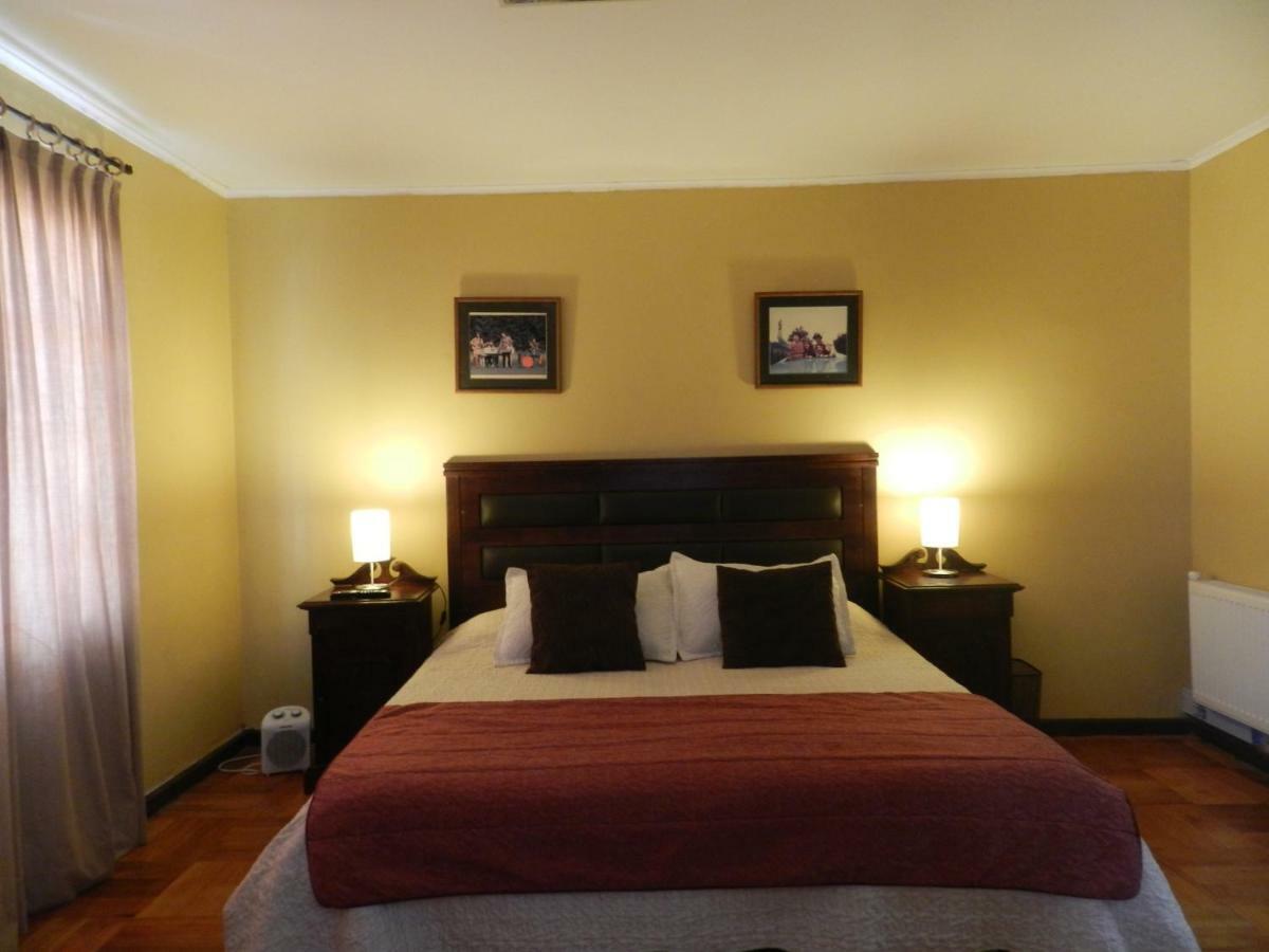Hostal Estadio Nacional Santiago Ngoại thất bức ảnh
