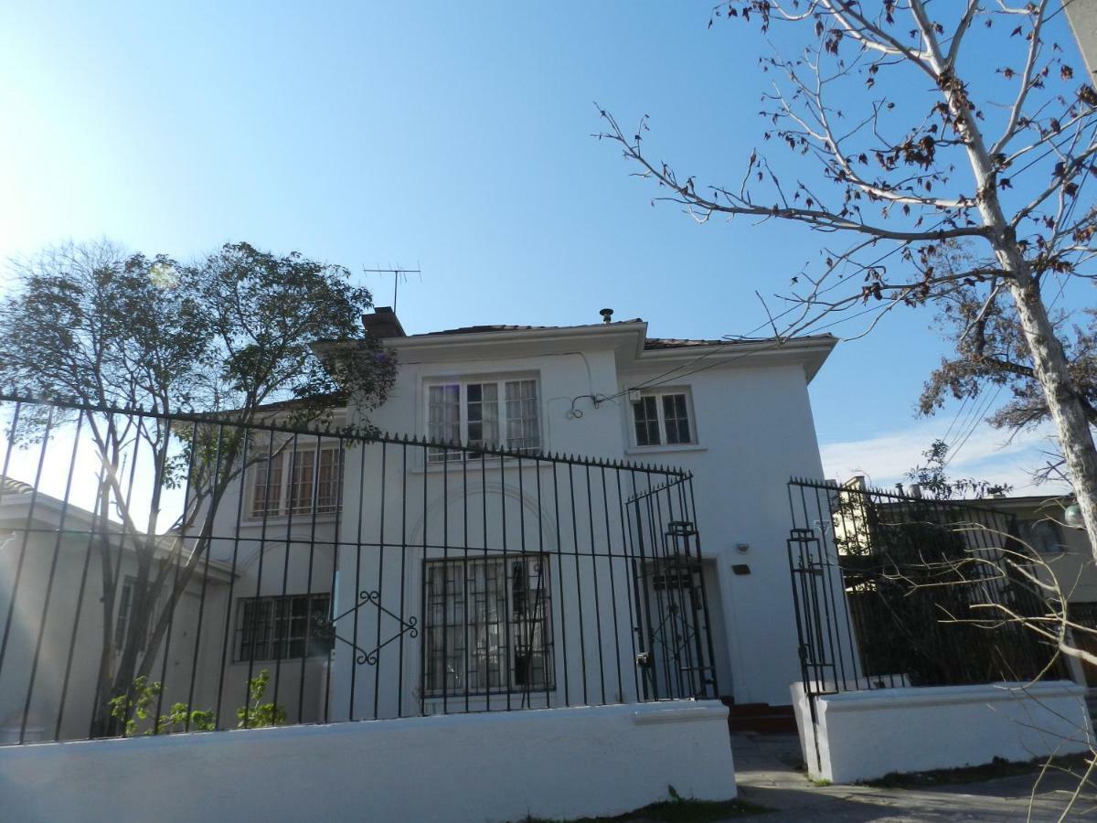 Hostal Estadio Nacional Santiago Ngoại thất bức ảnh